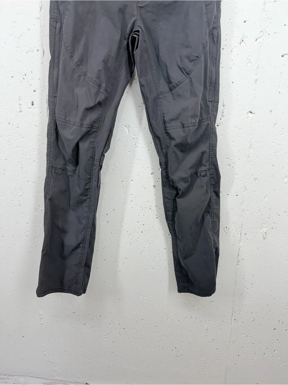 Kuhl Women’s size 8 Legendary Dark Gray Hiking Pants